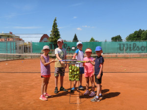 Budějcký tenisový klub LTC Tonstav – Service pořádá 3. září od 17 hodin nábor pro nejmenší zájemce.