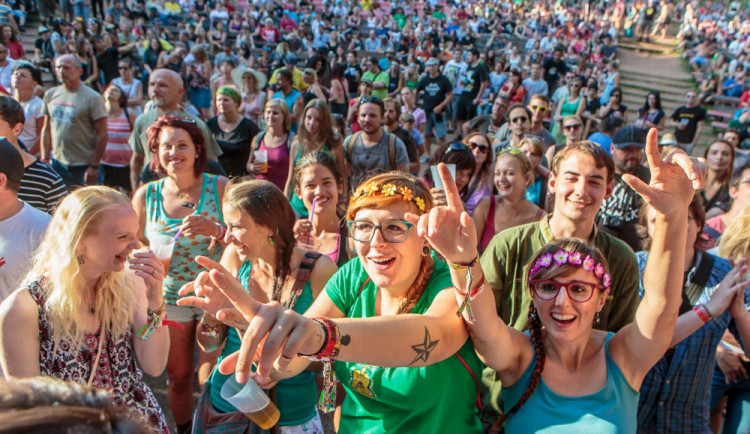 Potvrzeno! Kultovní trutnovský festival se přesune do Brna