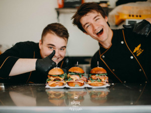 Burgery přijedou v září do Budějc, chybět nebude ani soutěž pro jedlíky