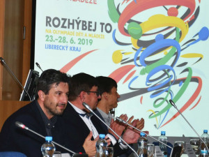 Náměstci hejtmanky poblahopřáli jihočeským sportovcům za devátou letní olympiádu dětí a mládeže