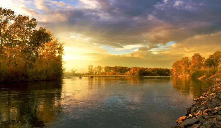 Na přelomu září a října se bude střídat teplo s ochlazením