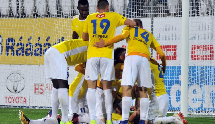 Drama až do konce. Zbrojovka kvůli brance z poslední minuty prohrála v Jihlavě 3:2