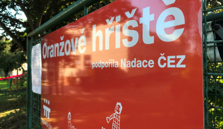 Oranžové hřiště v Netolicích
