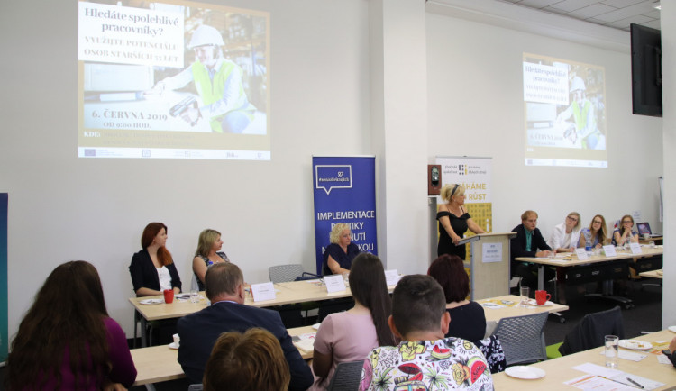 Náměstek hejtmanky Dvořák podporuje soutěž pro společnosti,  které zohledňují zaměstnávání lidí ve věku 55 a více let