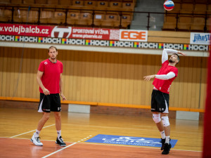 Den s hráči Jihostroje: Palba míčů ve 115 kilometrové rychlosti a „africké podmínky“