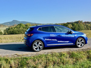 Kompaktní i svižné. Pátá generace Renaultu Clio osloví i sportovně naladěné zájemce.