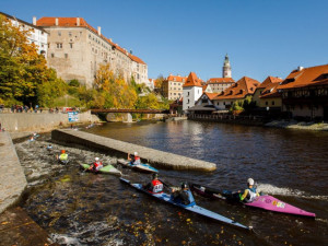 Krumlovského vodáckého maratonu se zúčastnilo 1 500 závodníků