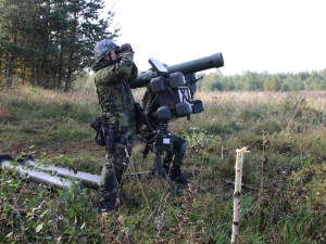 Hodnotitelé z NATO sledovali v Boleticích, jak strakoničtí vojáci  bojují se vzdušným protivníkem