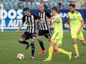 Dynamo nedalo Karviné šanci.