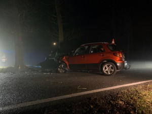 U Ledenic se stala tragická dopravní nehoda, řidič osobáku zemřel.