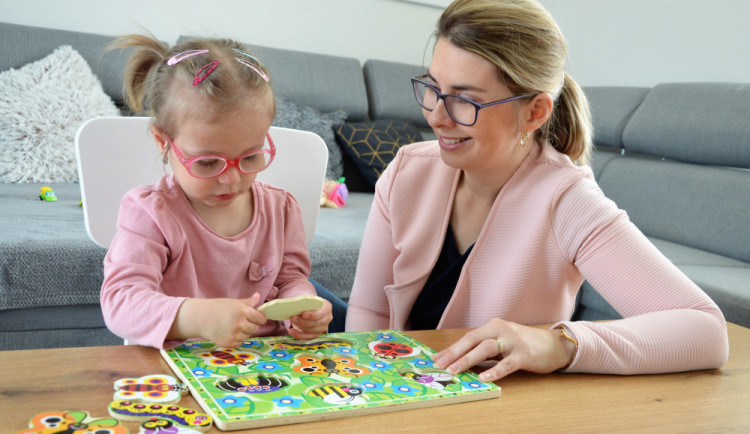 Poradkyně rané péče na konzultaci v rodině