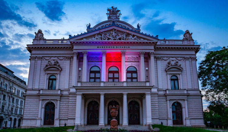 Společná oslava svobody. Brněnské monumenty se 17. listopadu zbarví do české trikolóry, přidají se i další evropská města
