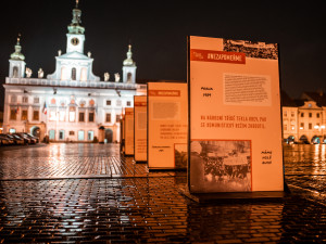 Sametová linka připomíná významné výročí roku 1989, vyrazí i po důležitých místech sametového dění
