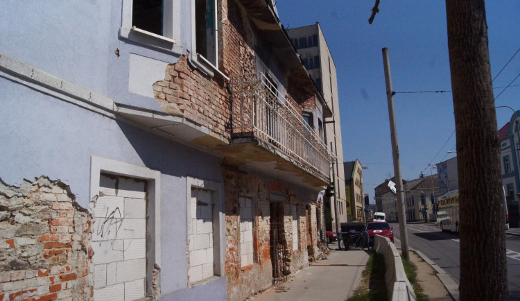 Bývalý Cabaret z Průmyslové ulice zmizí do konce roku