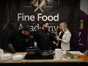 Stovky lidí dorazily na Podzimní slavnosti do nově zrekonstruovaného centra Čtyři Dvory