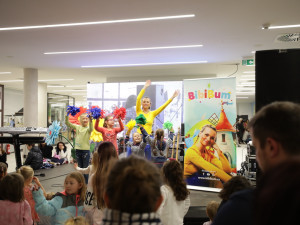 Stovky lidí dorazily na Podzimní slavnosti do nově zrekonstruovaného centra Čtyři Dvory