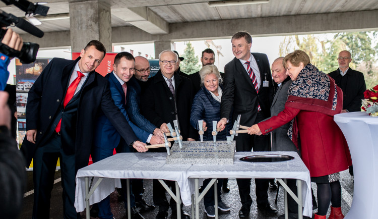 Budějcká nemocnice zahájila nejrozsáhlejší stavební investicí v historii, první etapa bude trvat 900 dní