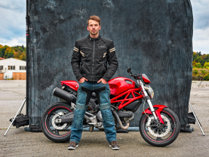 Vyhrajte dárkový poukaz na kvalitní a bezpečné moto oblečení od jihočeské firmy MBW