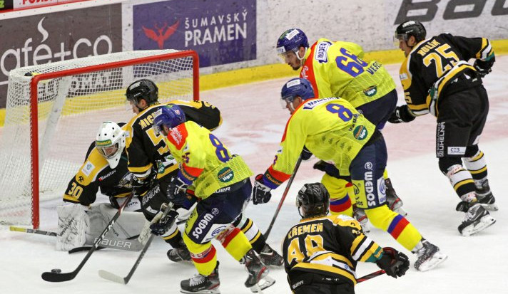 A2B2CD3B-000B-4C92-8BD5-BB6CA180102D