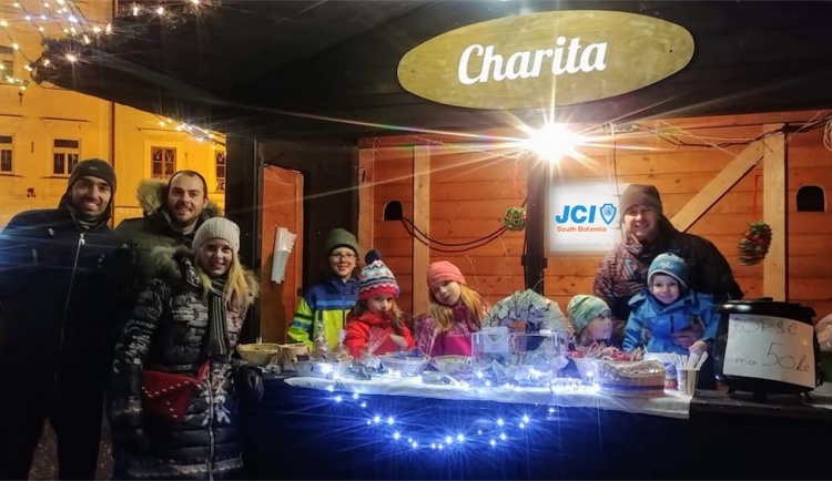 Vánoce dětem – JCI South Bohemia opět vaří polévku