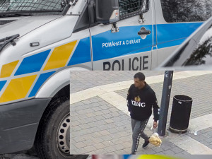 Policie pátrá po pachatelích loupežného přepadení. Poznáte muže na fotografii?
