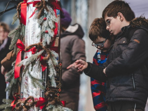 D75AD199-0E9C-4EA4-A6FA-A0FEB5F3448B