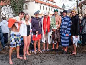 1C01E21E-3231-4C3E-AD99-1C796CE3BBE5-966-00000059D8125A80