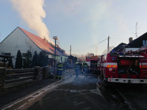 dfb27606-3663-45e6-803f-22b0a0b31dd1