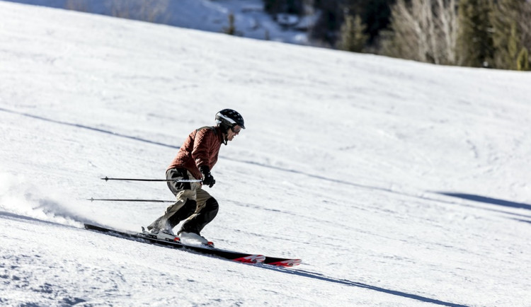 V jihočeských skiareálech je od 20 do 70 centimetrů sněhu