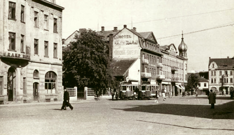 DRBNA HISTORIČKA: Nádražní třída se původně jmenovala Roosveltova. Přejmenovány byly i hotely Grand a Imperial