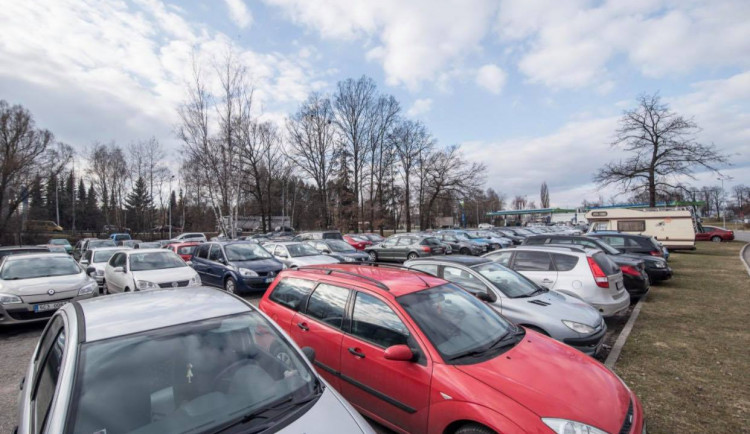 U Sportovky by mohl vyrůst parkovací dům, počítá se s kapacitou pro 700 aut