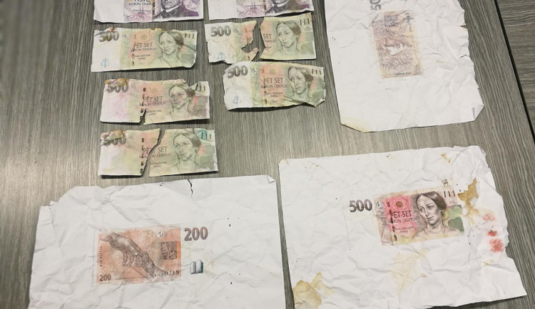 Muž z Písecka tiskl doma peníze, hrozí mu až osm let za mřížemi