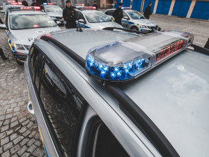 Jihočeští policisté mají nová auta, hlídky po předání hned vyrazily do terénu