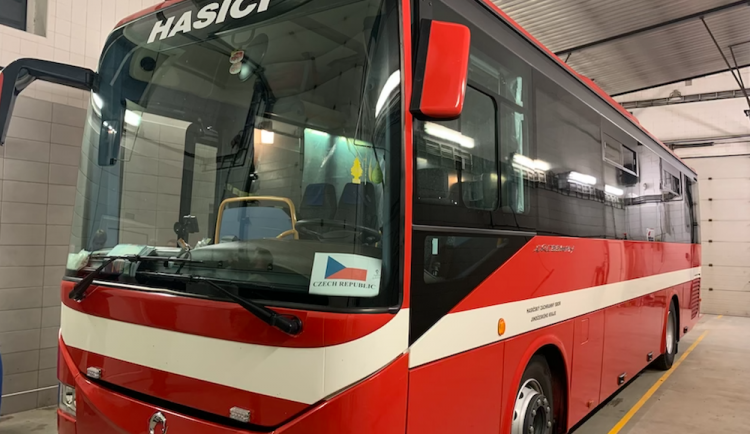 Hasiči vypravují pro Čechy v zahraničí speciální autobus