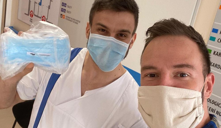 Bez keců do roušky