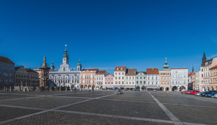 Rada města schválila odklad nájemného pro podnikatele, kteří museli zavřít své provozovny