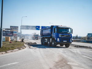 Most přes Dobrovodskou stoku čeká oprava. Řidiči musí počítat s omezením