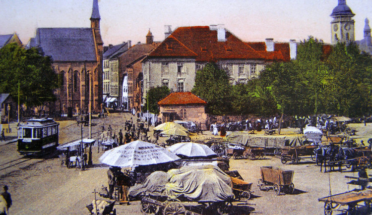 DRBNA HISTORIČKA: Na Senovážném se prodávalo také seno a sláma