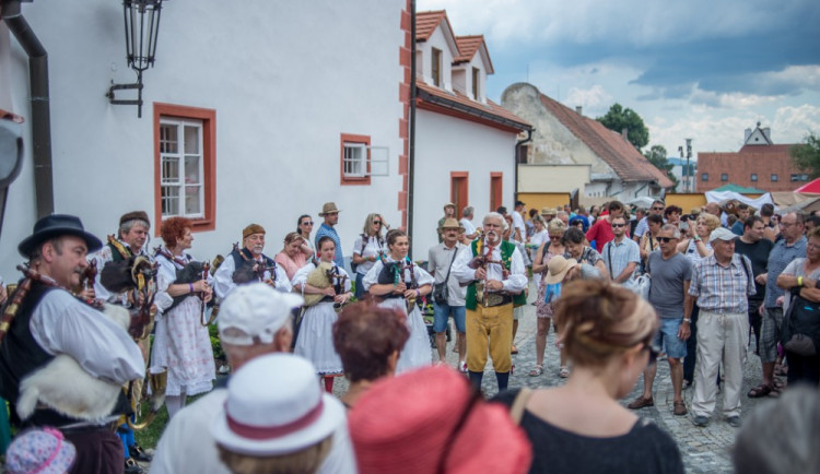 Z cestovního ruchu může v kraji chybět až šest miliard. Ohroženo je 17 tisíc pracovních míst