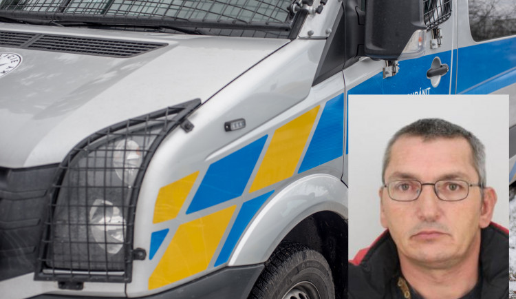 Josef Dvořák odešel v pondělí z domova a dodnes o sobě nedal vědět. Pátrá po něm policie