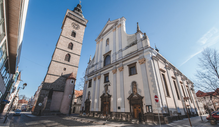 Černé věže se ujali řemeslníci. Chystají ji na otevření