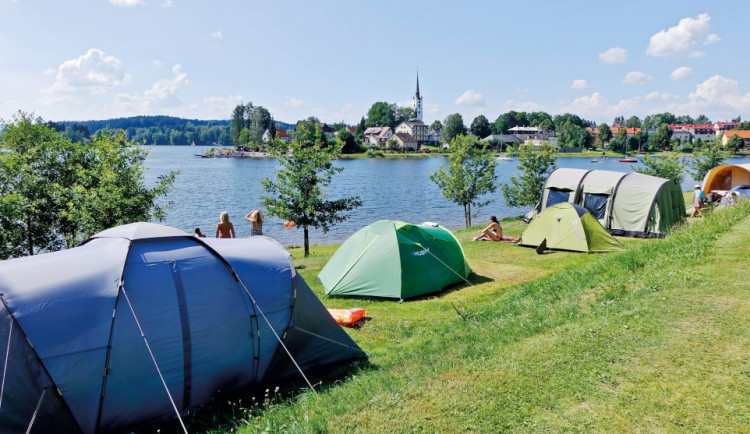 V okolí Lipna chybí turisté, restaurace zatím neotvírají