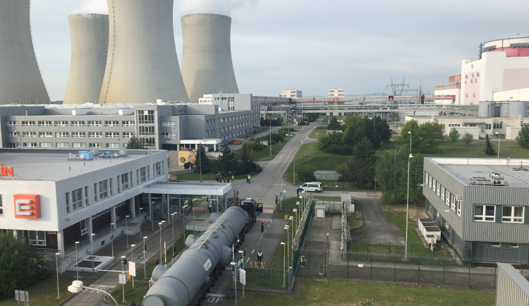 Temelín má za sebou největší transport za posledních dvacet let. Přepravované zařízení má pomoci zvýšit výkon