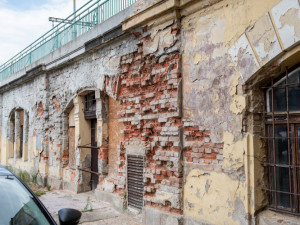 Rekonstrukce vlakového nádraží má být hotová na konci roku 2022. Vyjde na 689 milionů