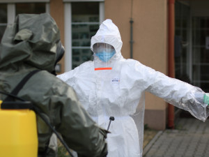 Strakoničtí vojáci otestovali téměř dva tisíce lidí na koronavir