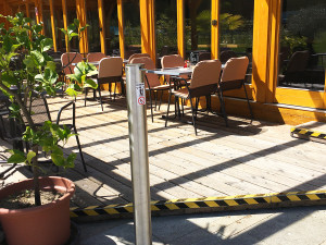 Firma LStech: Naším cílem při výrobě stojanů na dezinfekci byla kombinace pěkného designu, funkčnosti a dostupné ceny