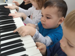 Jsou mladé, energické a práce s dětmi je naplňuje. Tety z prachatické školky Lotty zvou k zápisu