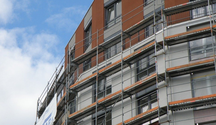 Polovina dostavěných jihočeských bytů je v rodinných domech