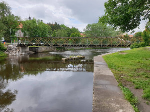 Most u pivovaru v Českém Krumlově je po rozsáhlejší opravě znovu otevřen