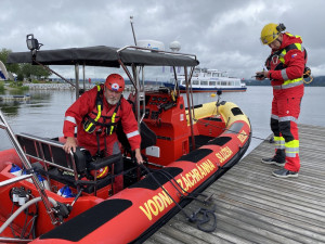 Lipenští vodní záchranáři čekají, že budou mít přes léto více práce